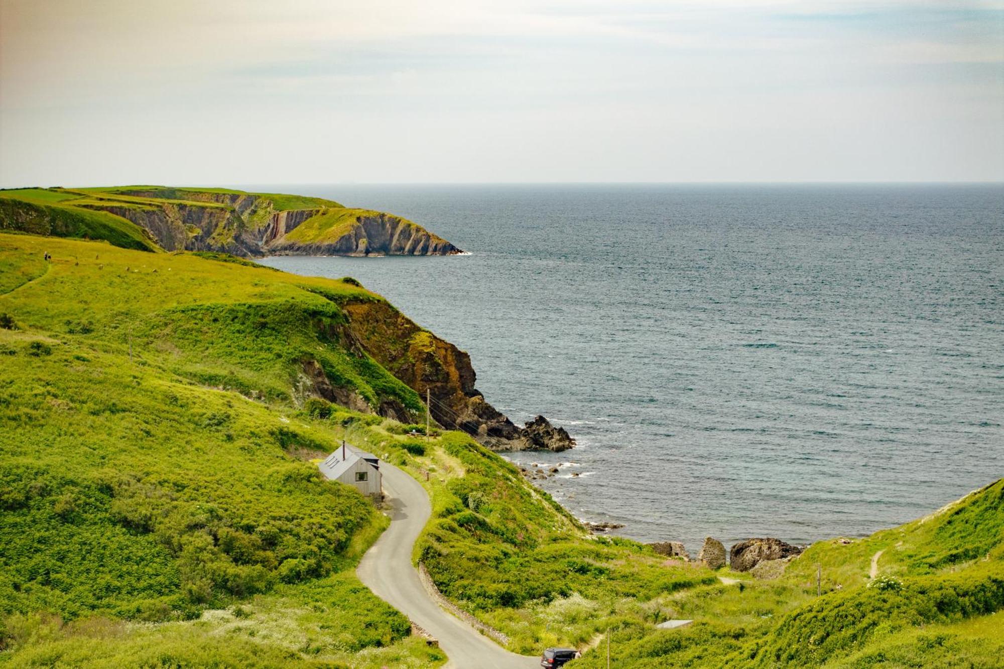 Cliff-Top Cottage On Coast Path W/Panoramic Views Trevine Exterior foto