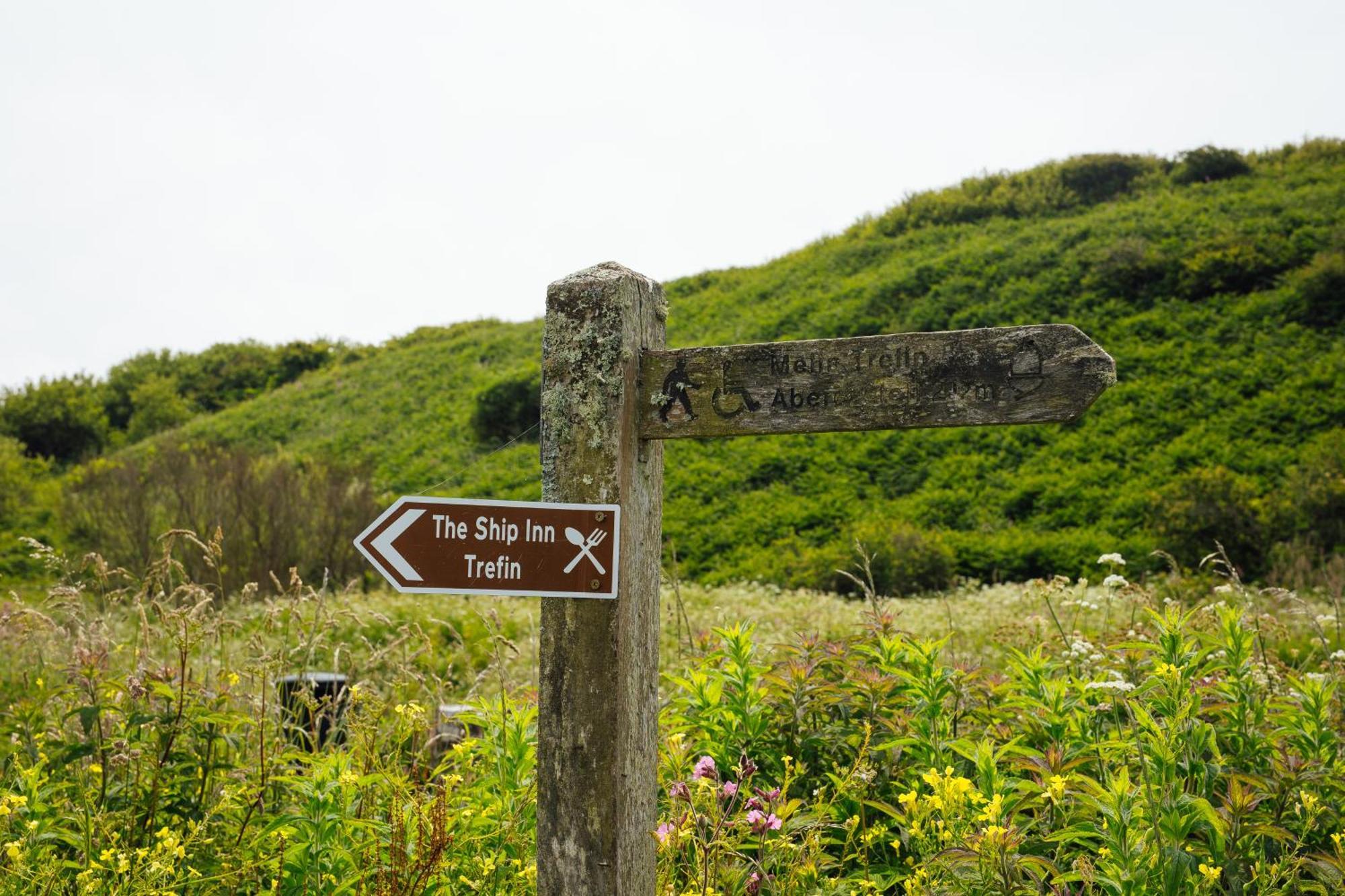 Cliff-Top Cottage On Coast Path W/Panoramic Views Trevine Exterior foto